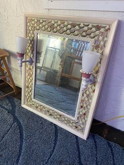 2 lamp adjustable light hanging mirror with shell design frame