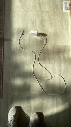 USB-C power adaptor
