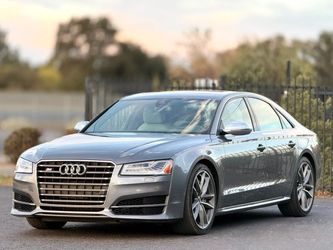 2016 Audi S8
