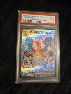 Carta Charizard especial illustration rare