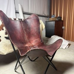 Vintage-Style Oxblood Leather Butterfly Chair – Handstitched