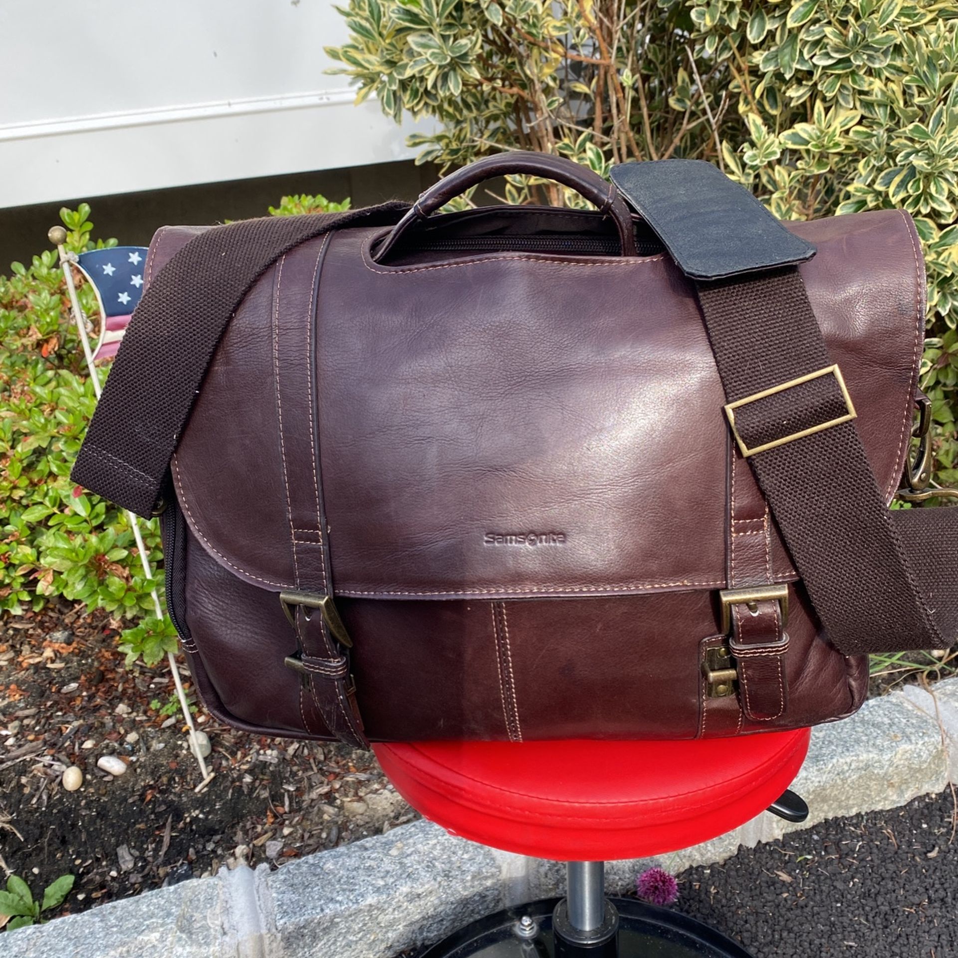 Samsonite Leather Bag