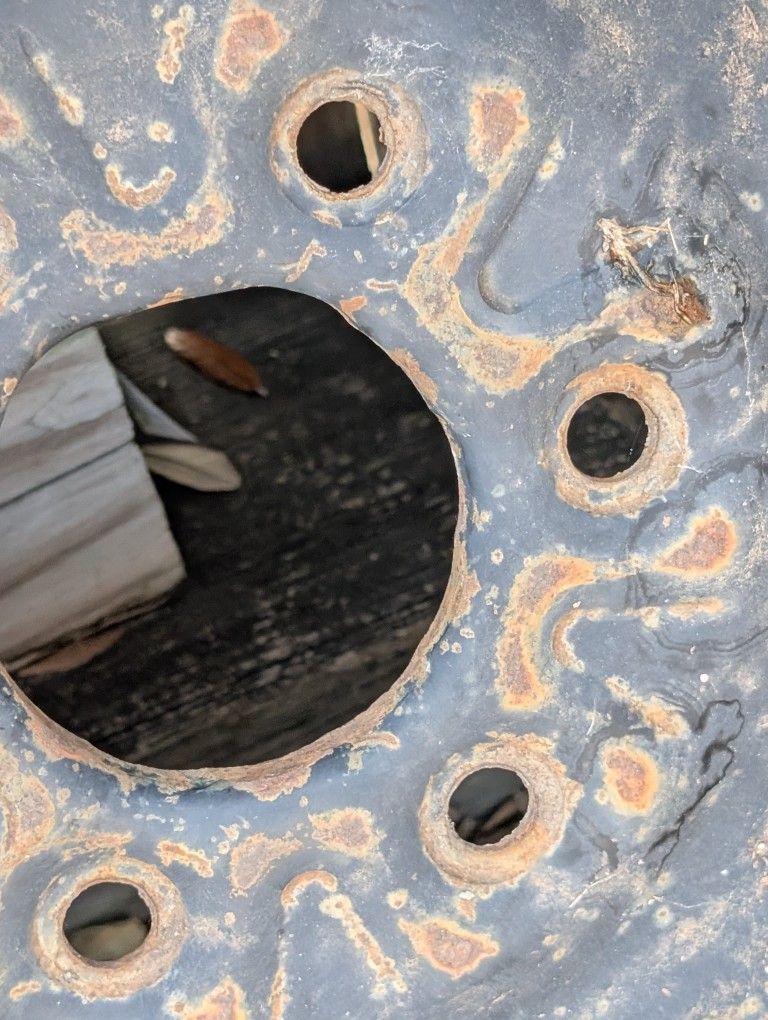 Rim 235 75R 16 Only 1 Available