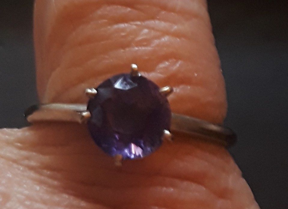 Vintage 14K Real.White Gold & Amethyst Ring Size 8.25