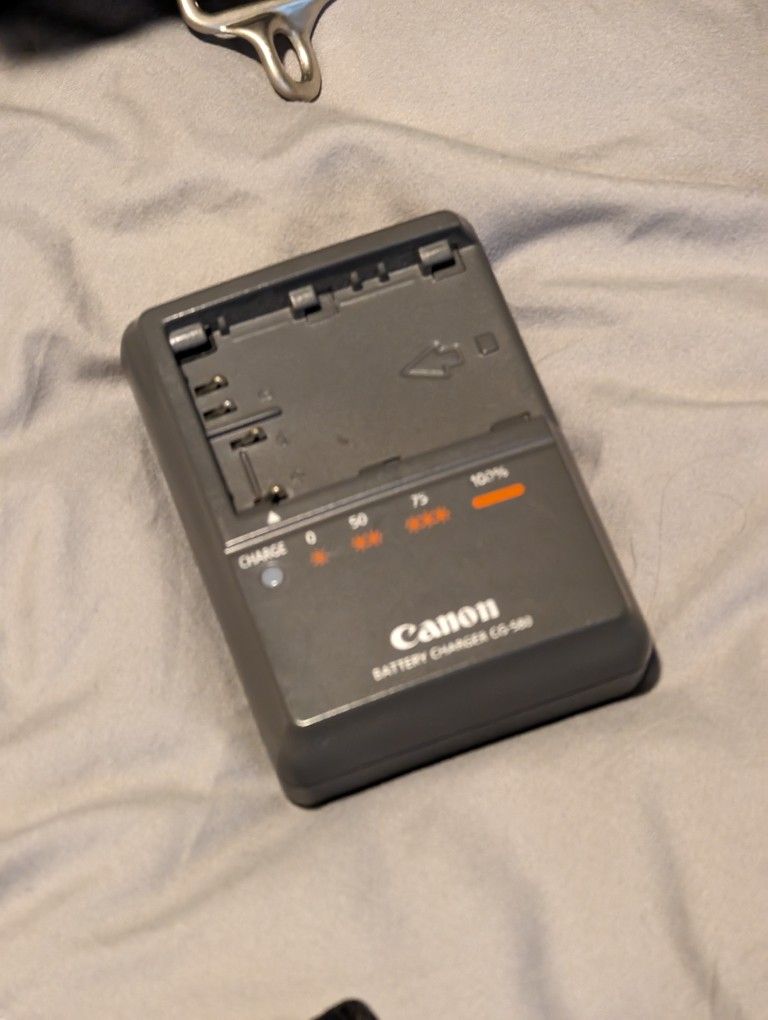 CANON 40D With 4 lenses, Bag, And CF To SD card Converter for Sale in