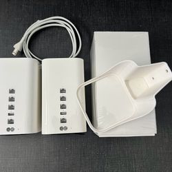 Two Apple AirPort Extreme Base Station Wireless Router 6th Generation A1521 