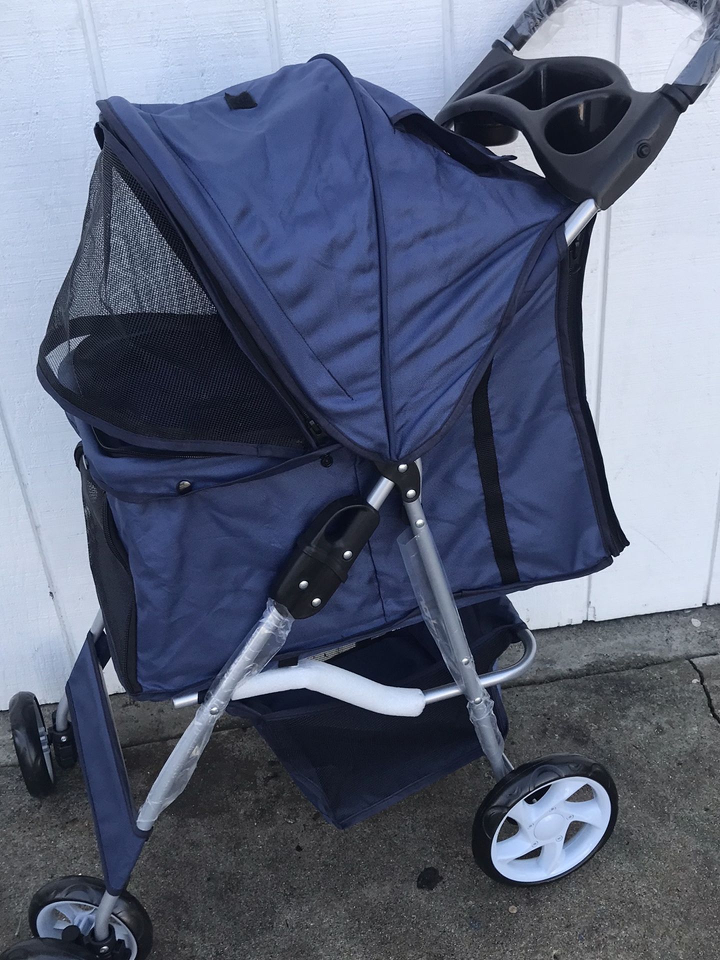 DOG STROLLER