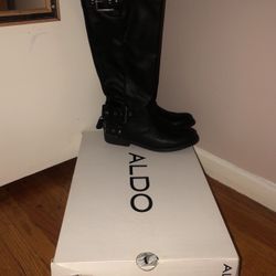 Aldo women’s boots size 6