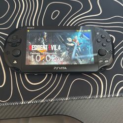 MODDED PS VITA + ACCESORIES
