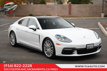 2017 Porsche Panamera