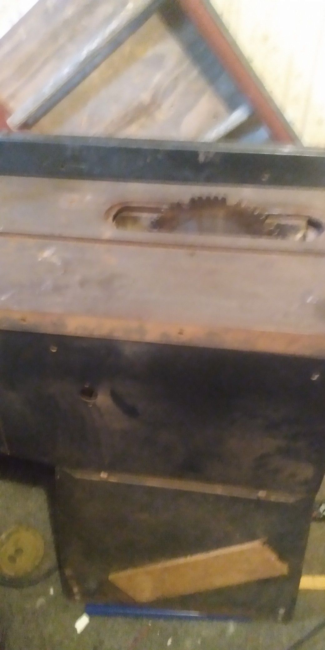 Table saw