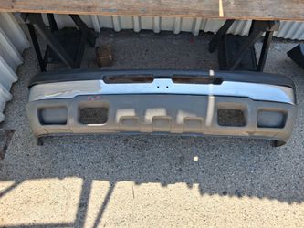 2003 2004 2005 2006 2007 CHEVY CHEVROLET SILVERADO 1500 FRONT BUMPER COVER ORIGINAL USED
