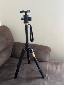 Camera tripod professional