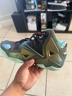 (Size 9)LeBron 11s