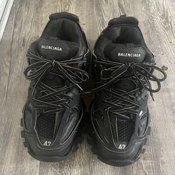 led balenciaga tracks