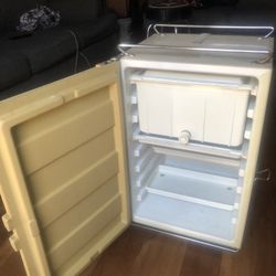 Vintage Ice Chest 3 Way Cooler