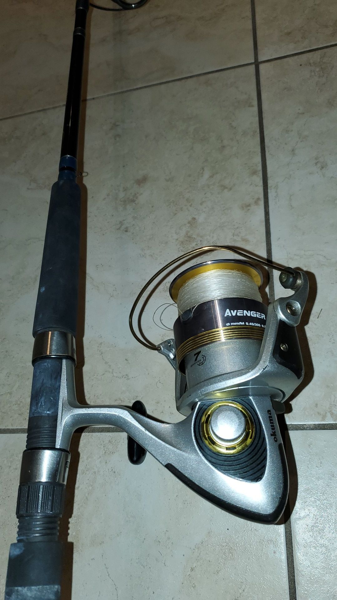 Okuma Avenger AV 80b Fishing Reel Tsunami Shockwave Pro 7' rod pole for