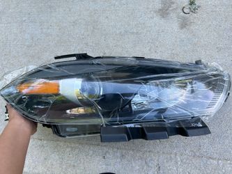 New Right side passenger headlight