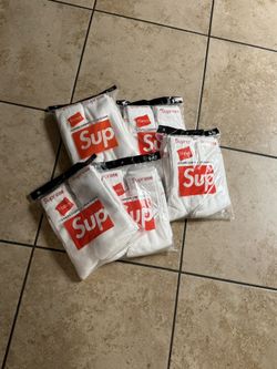 Supreme Socks 