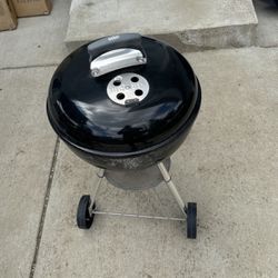 22” Weber Kettle Charcoal Grill