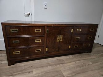 Drexel Heritage Dynasty Mid-Century Modern Walnut Campaign Dresser Or Credenza With Brass Hardware
