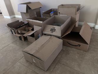 Empty Boxes (18) Different Sizes