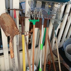 Used Yard Tools