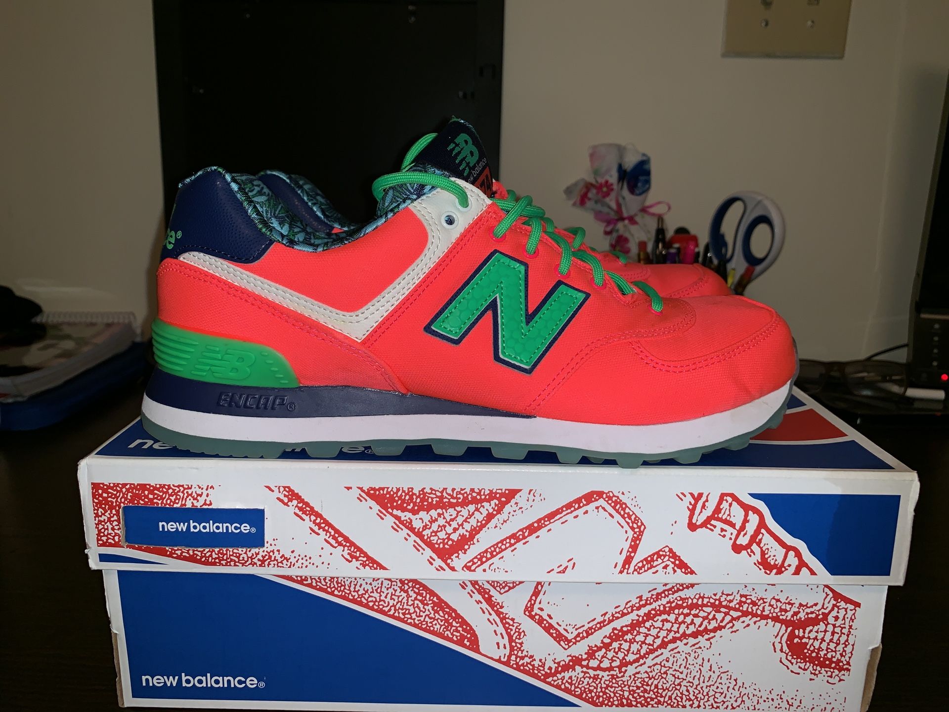 New Balance size 9 WMNS