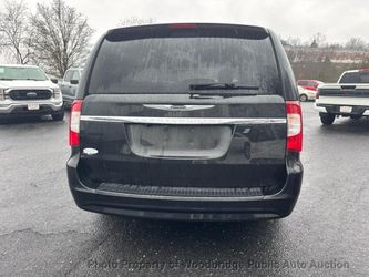 2010 Chrysler Town & Country