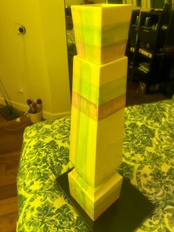 Candle holder