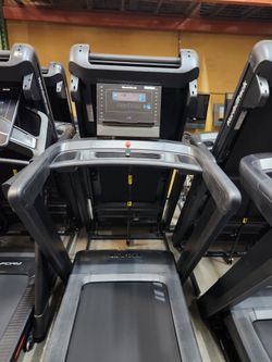 2025 Model Nordictrack Commercial LE Treadmill - USED Condition- 700$