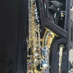 Yamaha AS-200 Alto Saxophone