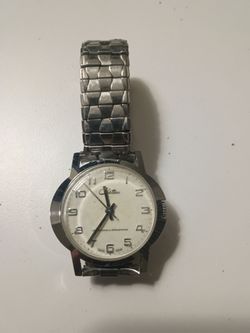 Chateau Swiss Made Vintage Mechanical Watch
