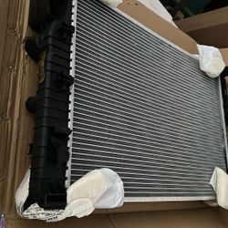 Radiator Mercedes E(contact info removed)