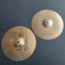 Zildjian 13" A Custom Hi Hat Cymbals **Located In Upland**