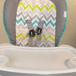 Ingenuity trio 3 in 1high chair.  Barely Used 