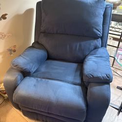 Recliner with electric ottoman 