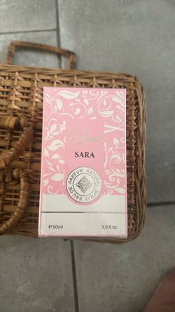 Dubai Sara Eau de Parfum Natural Spray 90ml