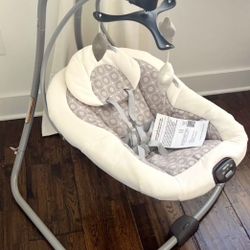 Graco Baby Sway Swing 