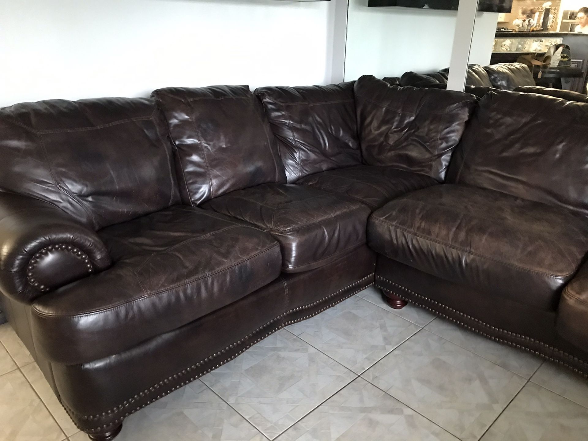 Used Good Sectional leather Couch for Sale in Opalocka, FL OfferUp