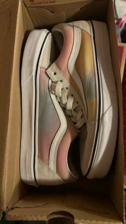 Vans 7W $20