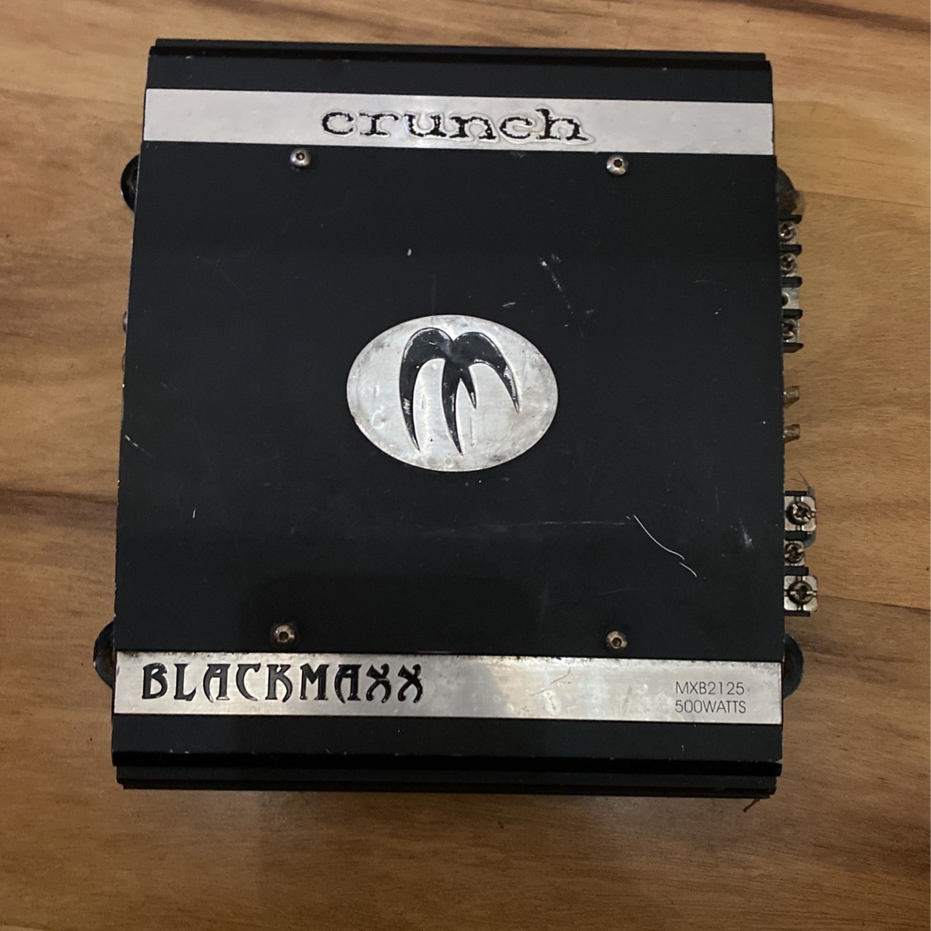 Crunch BlackMaxx 500 Watts Amp Smooth Condition Ready To Bump Them Woofers !!!!letting Go For The Low