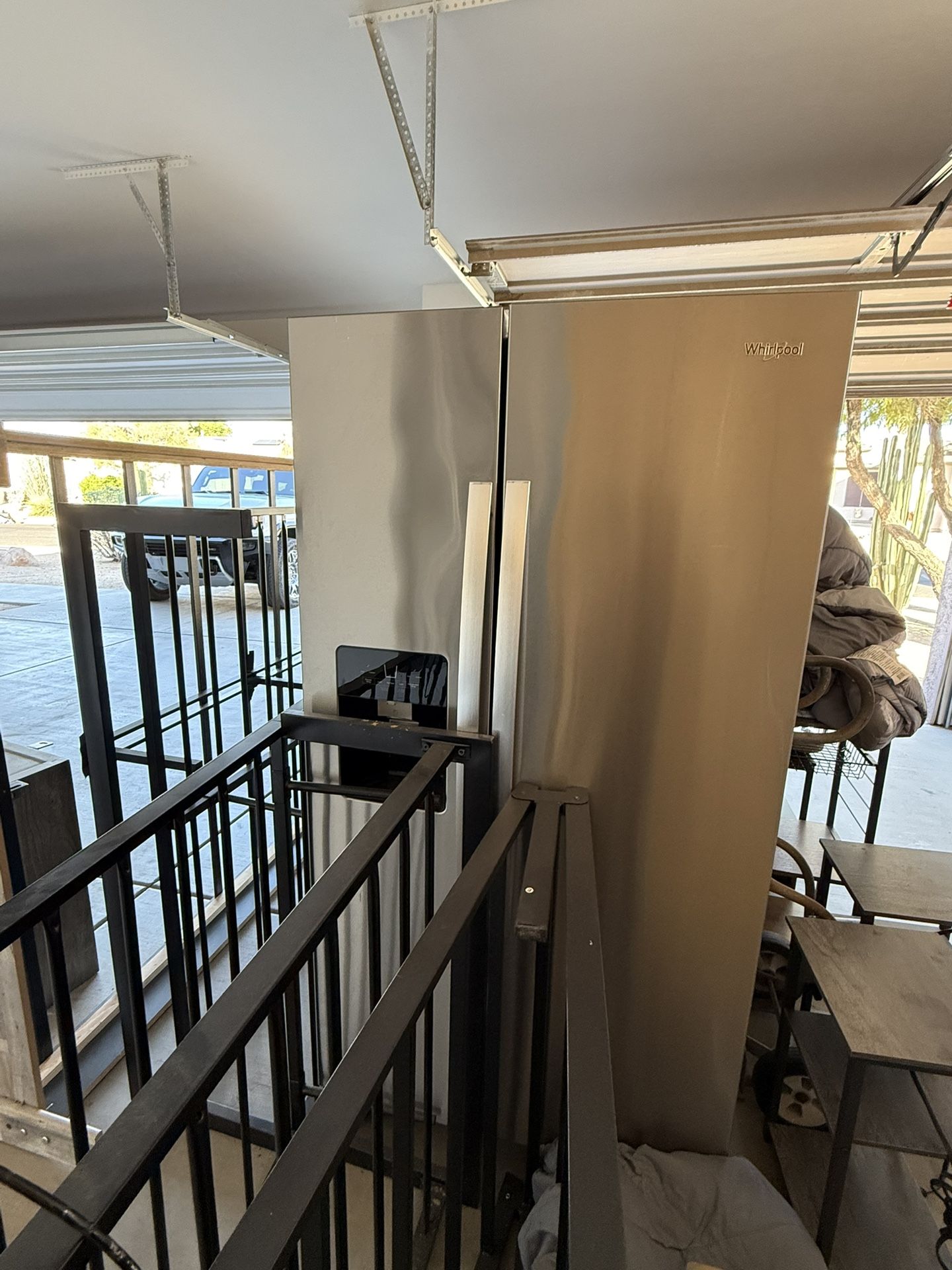 Whirlpool Refrigerator !! Good Condition 