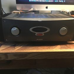 Alesis RA500
