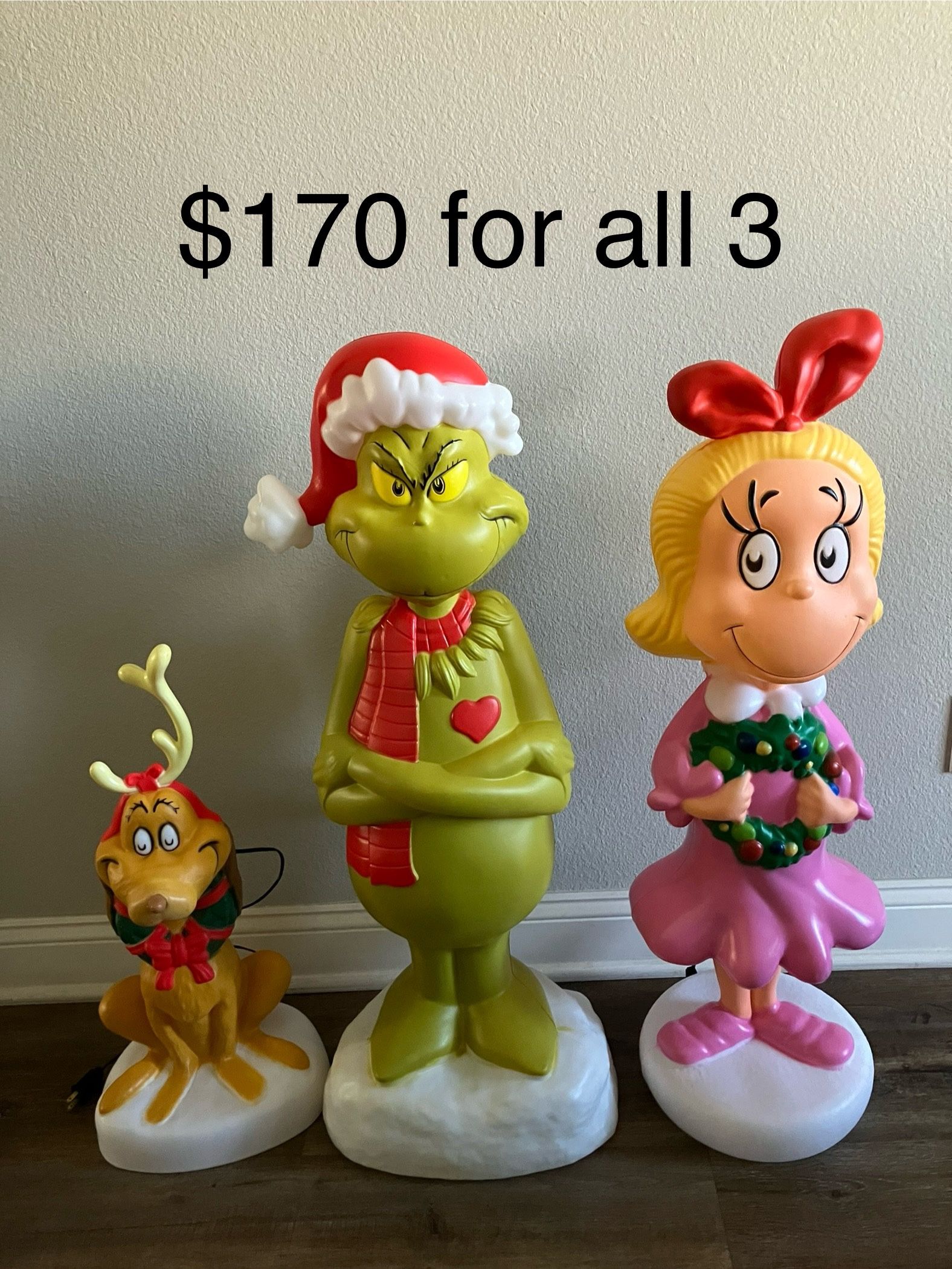 Cindy Lou Grinch Max Blow Mold