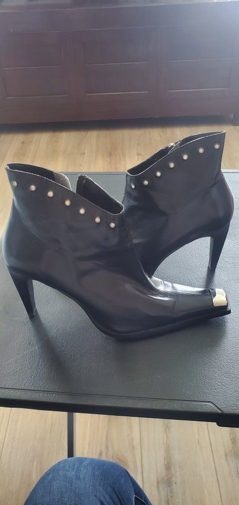 Aldo Leather Boots Size 9