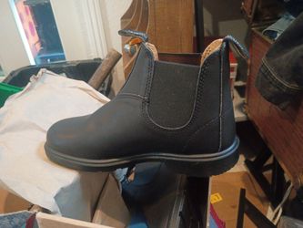blundstone childs boots