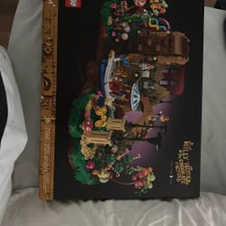 Charlie And chocolate factory Lego Set NEW