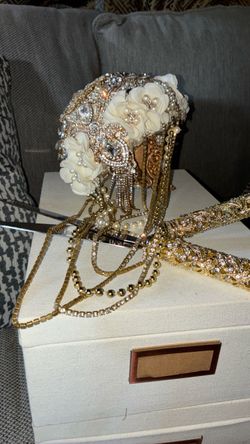 Bling bouquet and serving knife set￼