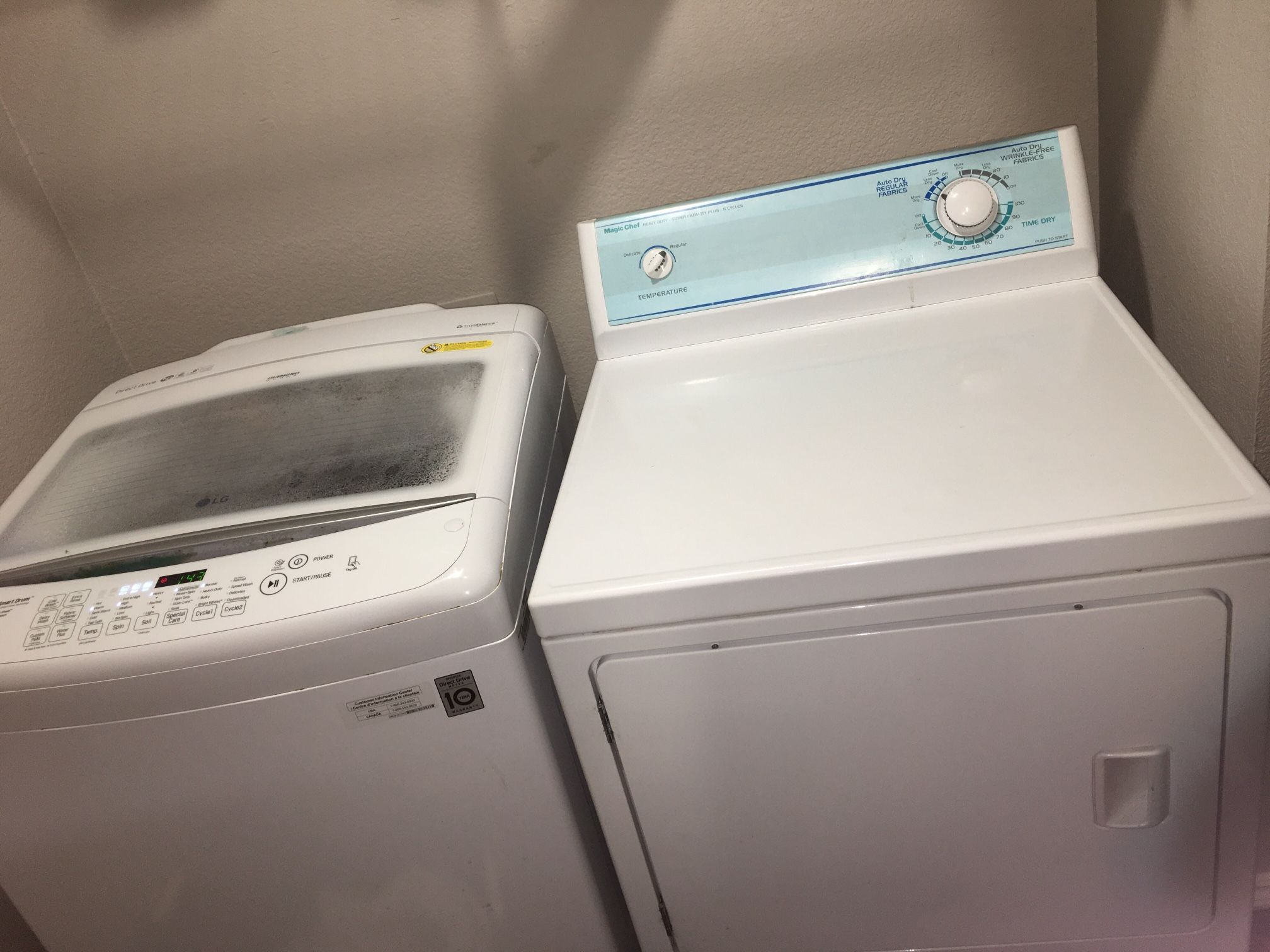 Washer and Dryer Non Matching Set!!